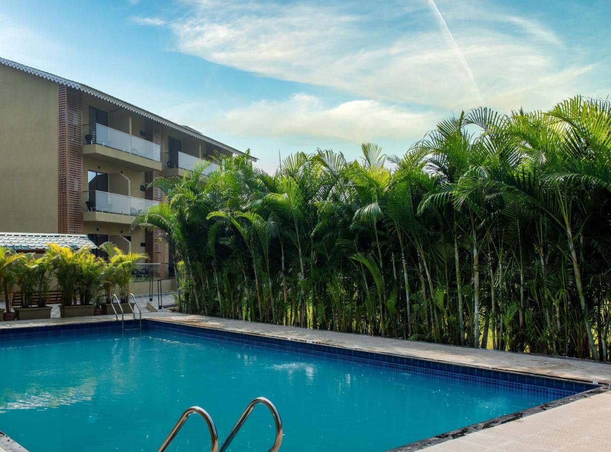 Paramount Riverfront Resort & Spa, Karjat Kültér fotó
